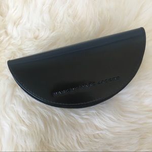 🌿SALE: Marc by Marc Jacobs Sunglasses Case